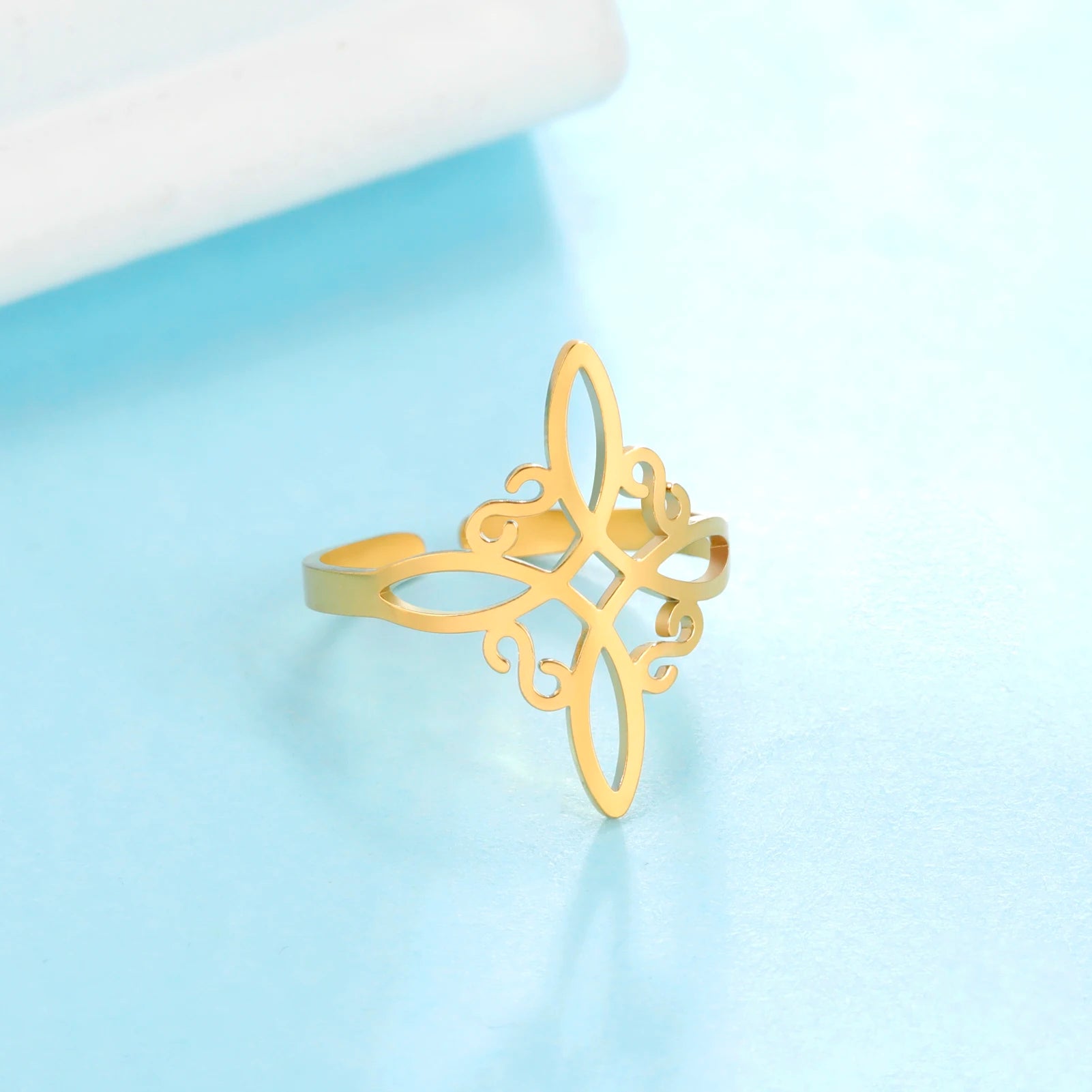 Anillo Nudo de Bruja